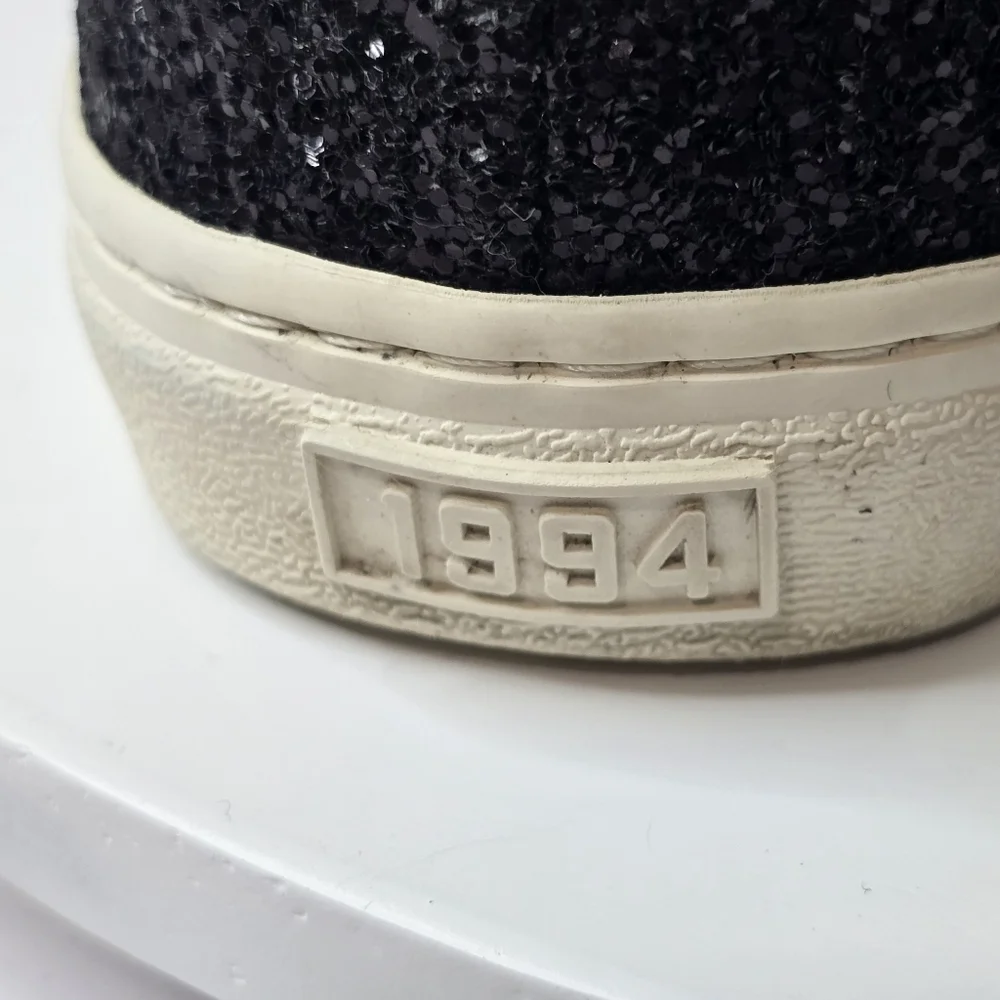 ⭐️40% Off⭐️ Old Navy Court Sneaker in Black Glitter